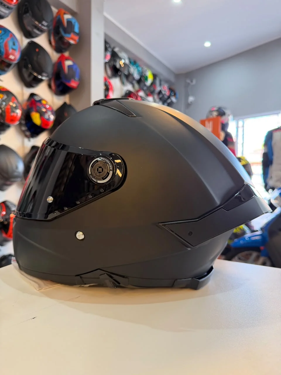 Casco MT Thunder 4 Negro mate con visor negro - Imagen 3