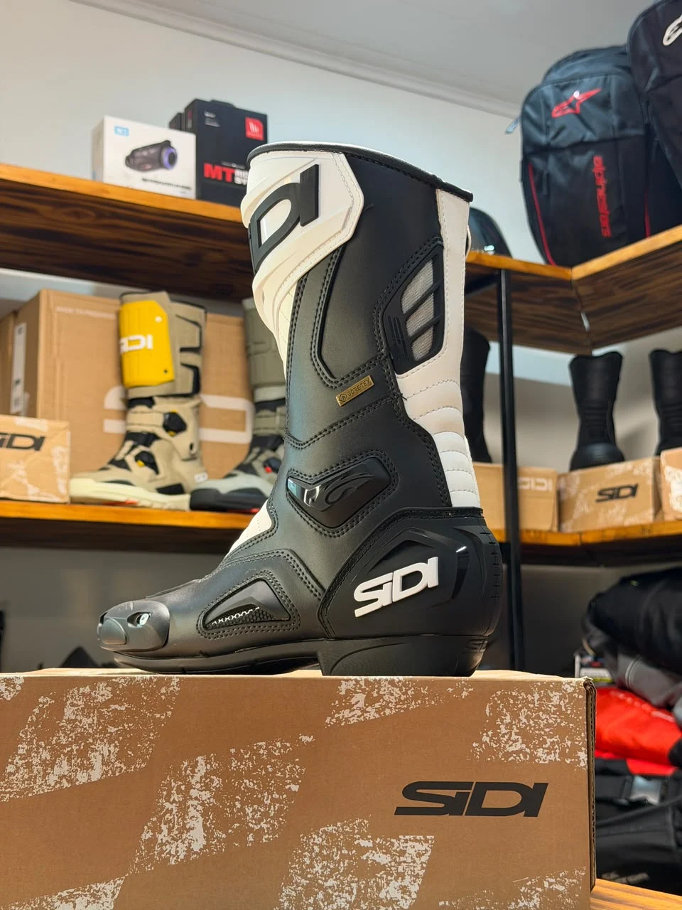 Botas SIDI Performer Color Negro y Blanco - Imagen 3