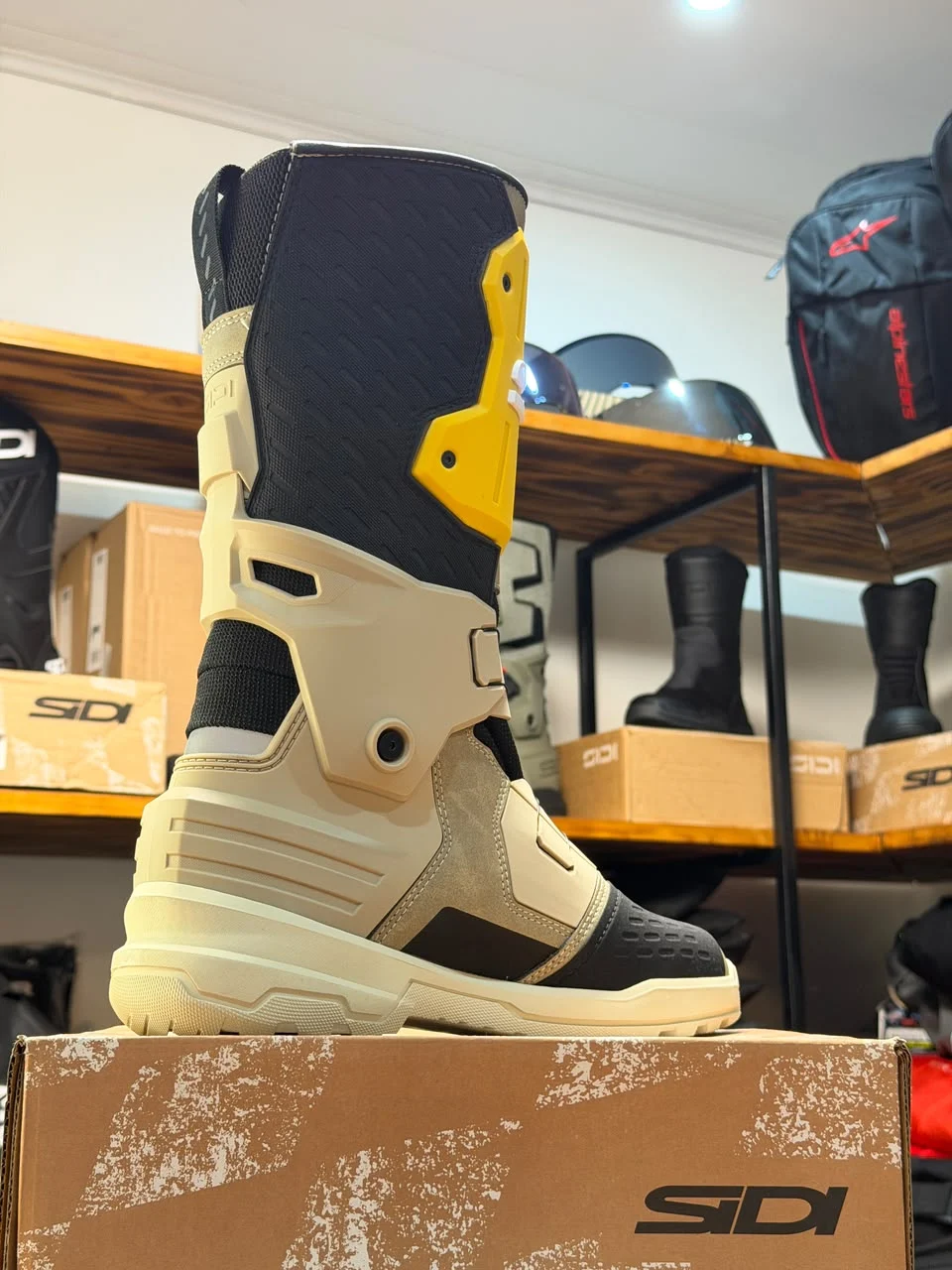 Botas SIDI Taurus Gore Tex Color Arena y Ocre - Imagen 7